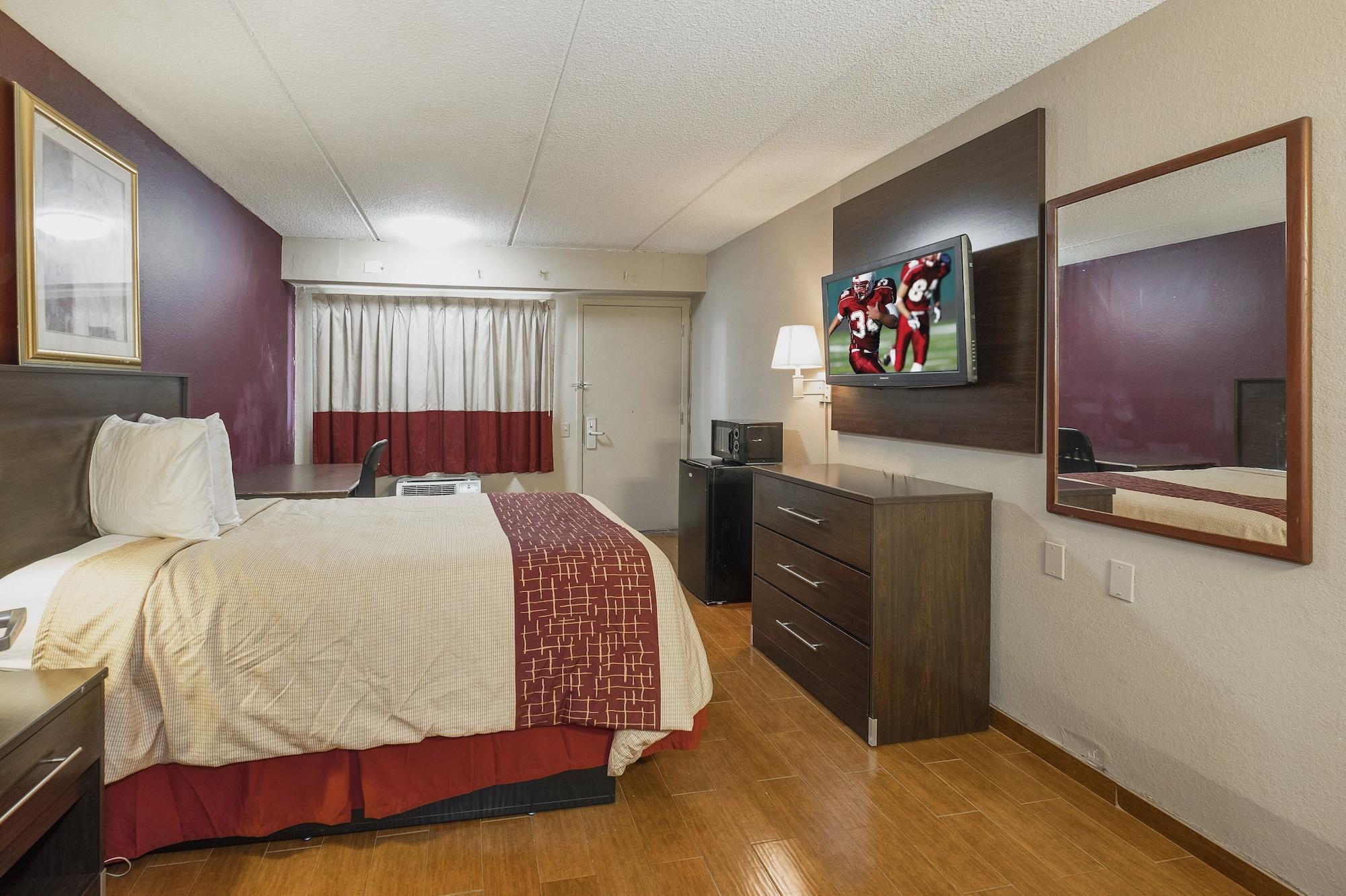 Red Roof Inn Jackson Downtown - Fairgrounds Екстериор снимка