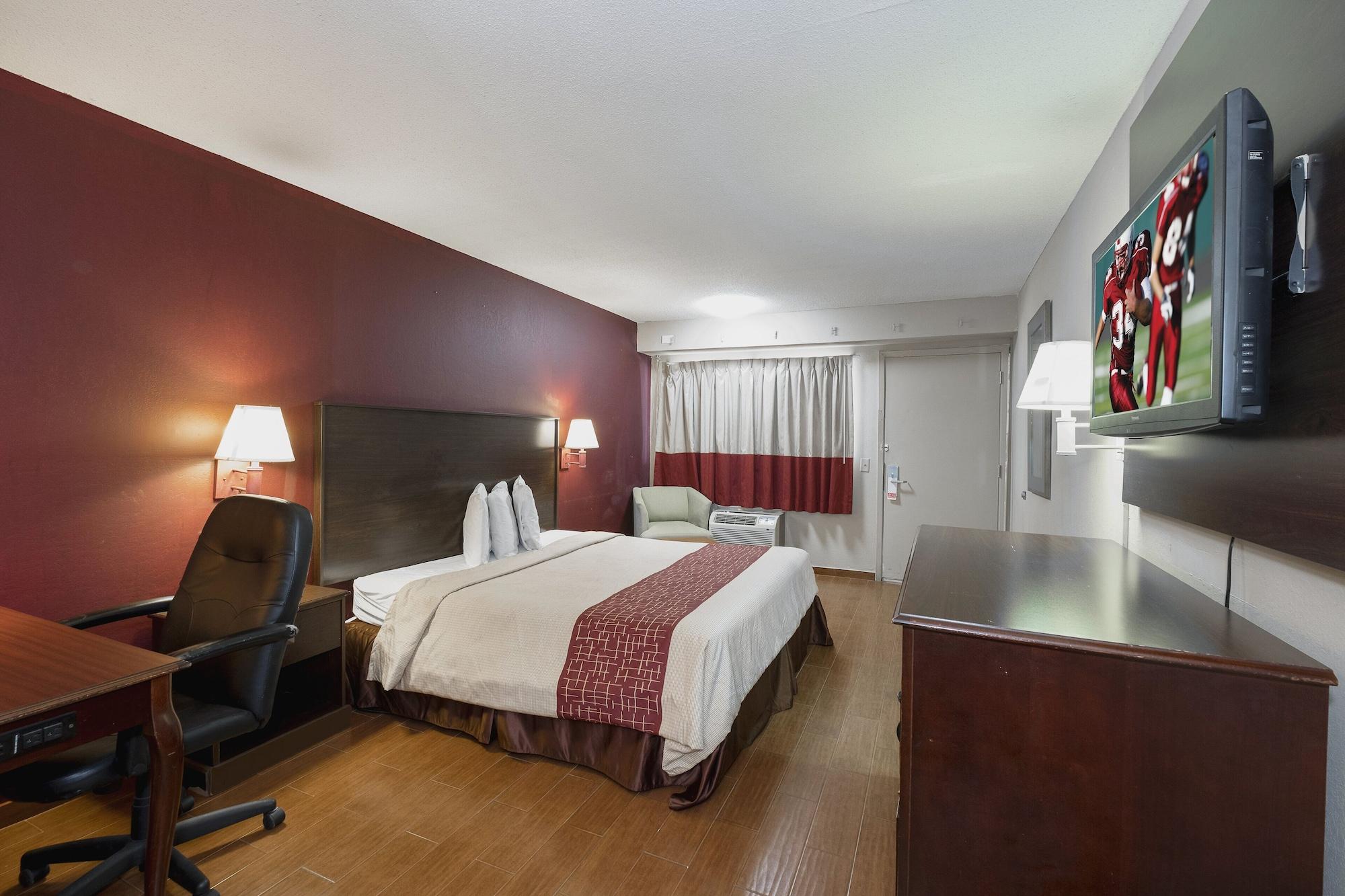 Red Roof Inn Jackson Downtown - Fairgrounds Екстериор снимка